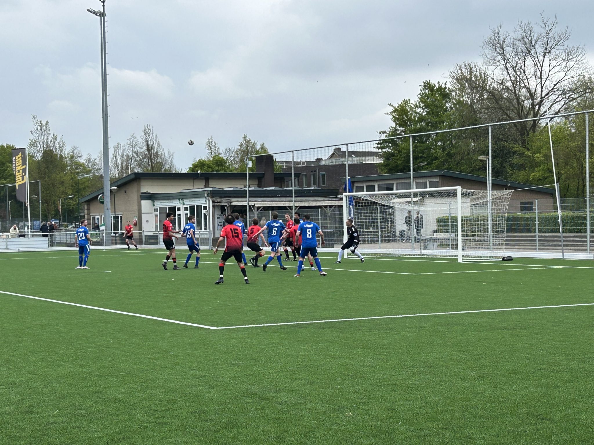 Zevenklapper voor Cobu Boys